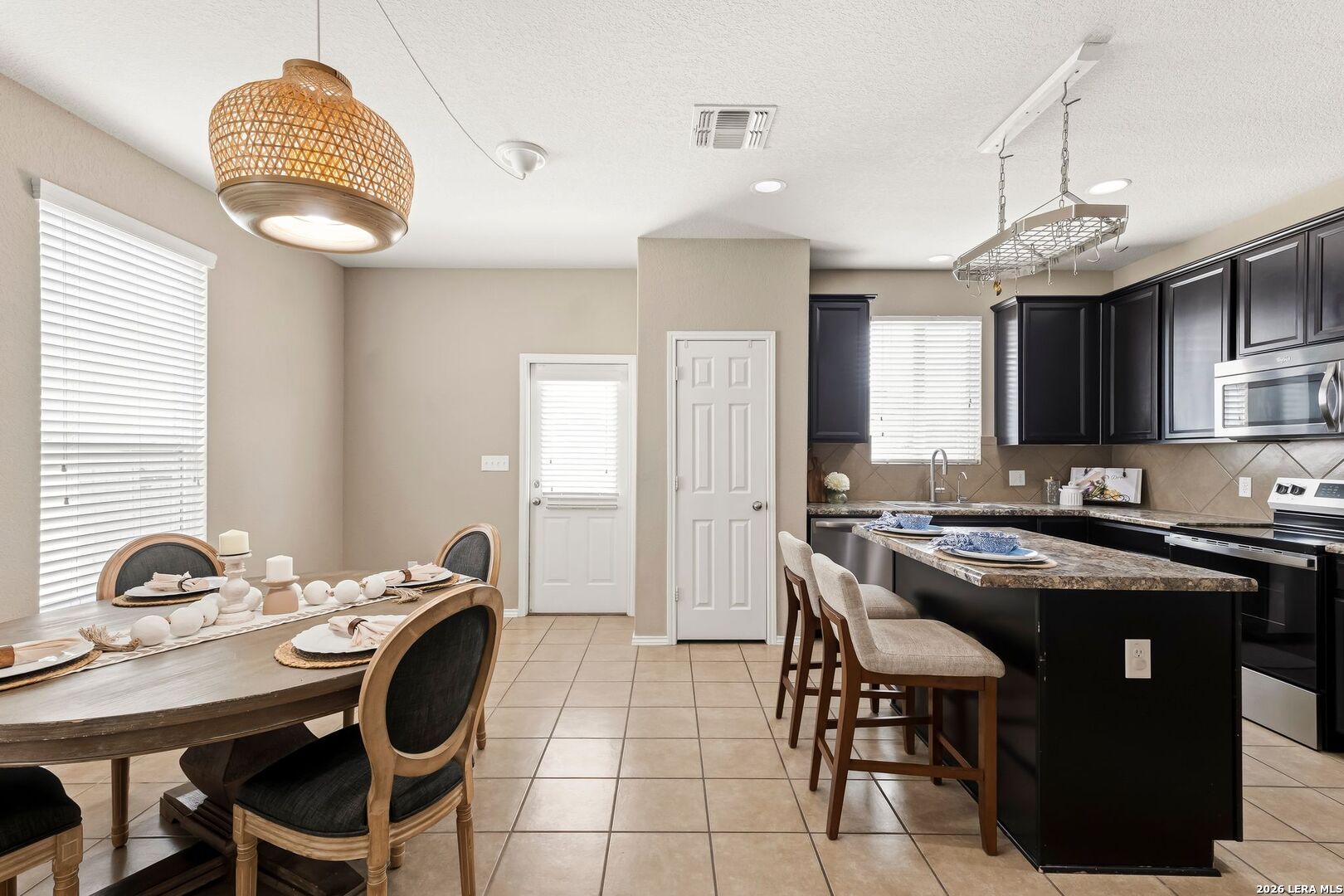 10142 Round Ridge San Antonio TX 78254