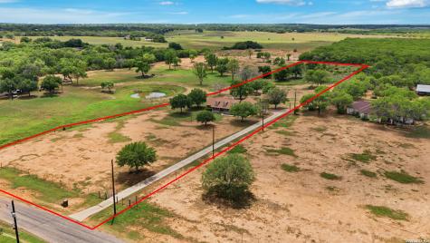 626 Home Crossing Adkins TX 78101