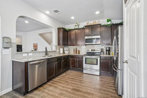 894 Pumpkin Ridge New Braunfels TX 78130