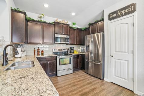 894 Pumpkin Ridge New Braunfels TX 78130