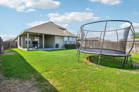 894 Pumpkin Ridge New Braunfels TX 78130