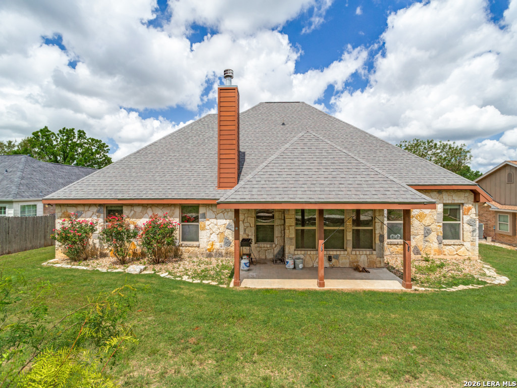 1117 Running Buck Lane Fredericksburg TX 78624