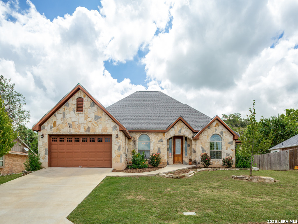 1117 Running Buck Lane Fredericksburg TX 78624