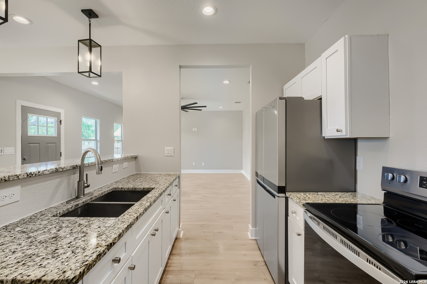 722 Grosvenor San Antonio TX 78221