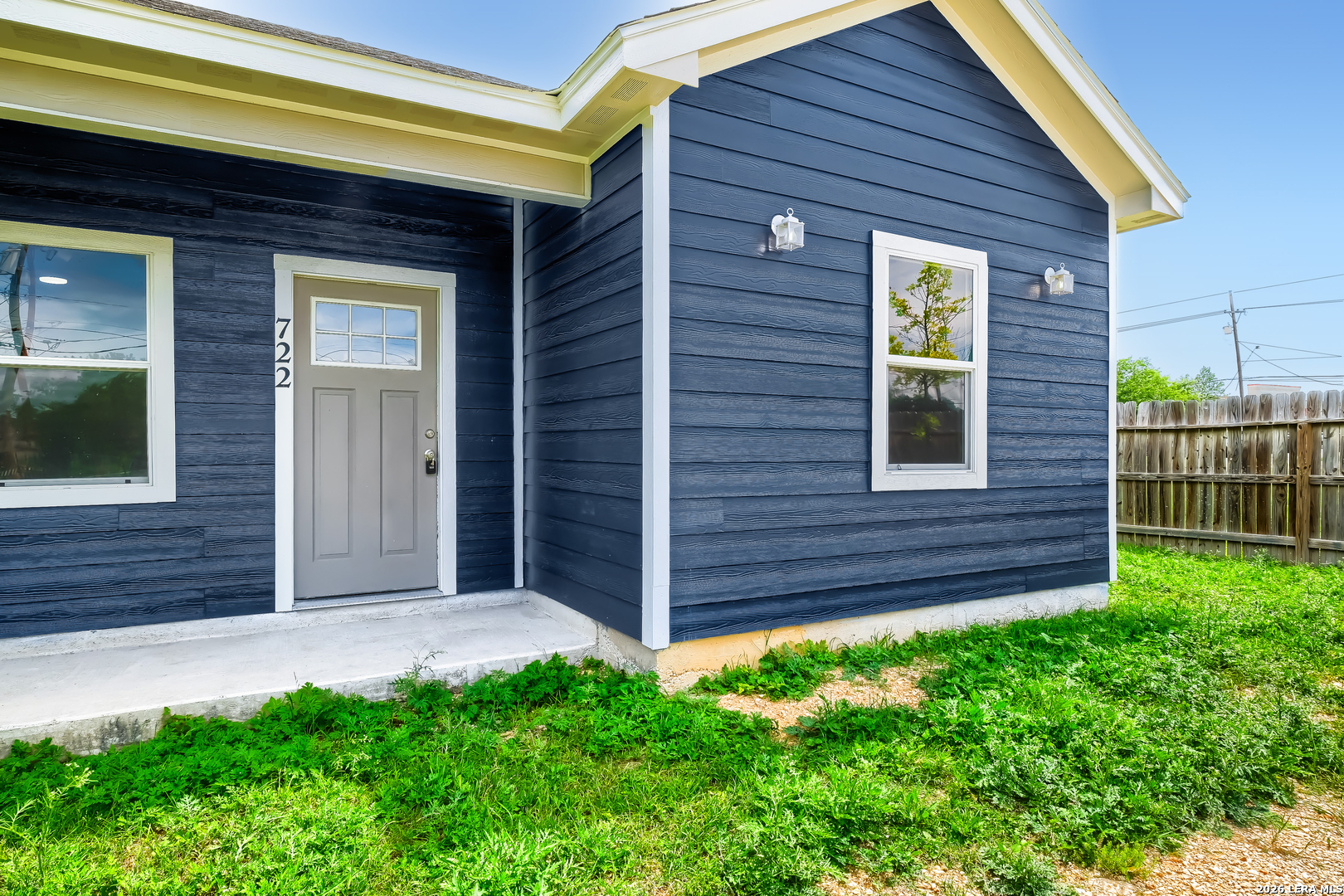 722 Grosvenor San Antonio TX 78221