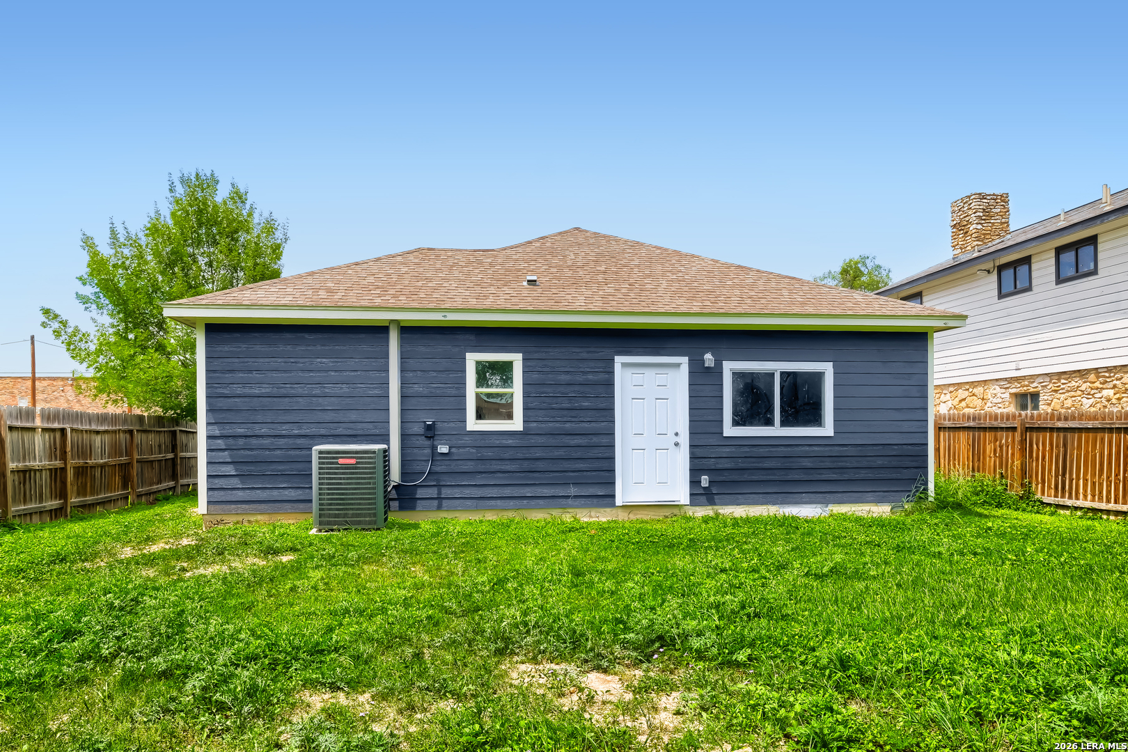 722 Grosvenor San Antonio TX 78221