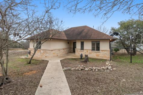 117 Verde Hills Drive Center Point TX 78010