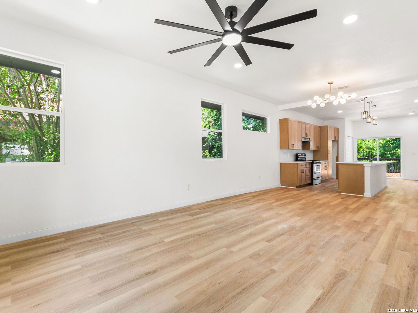 1109 W Huisache Avenue San Antonio TX 78201