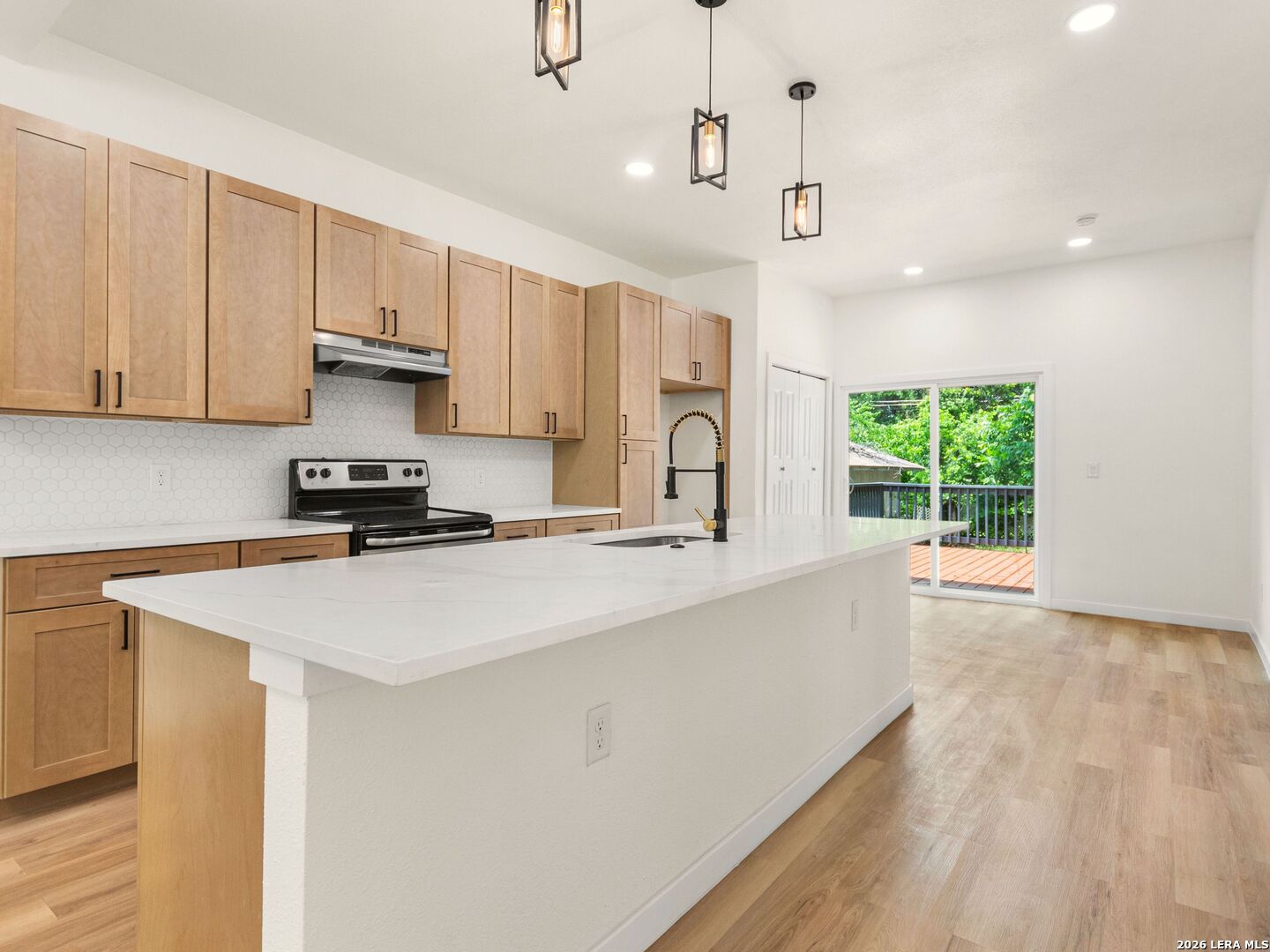 1109 W Huisache Avenue San Antonio TX 78201