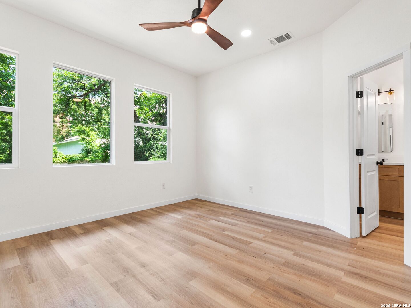 1109 W Huisache Avenue San Antonio TX 78201