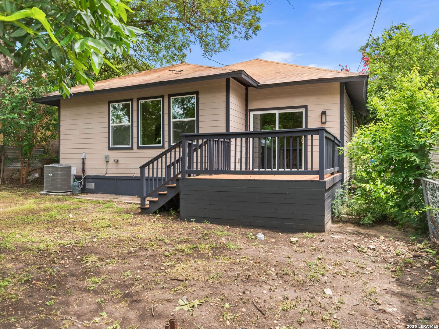 1109 W Huisache Avenue San Antonio TX 78201