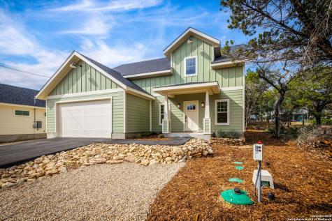 1672 Hillcrest Forest Canyon Lake TX 78133