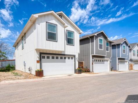 1511 E Sandalwood Lane #7 San Antonio TX 78209