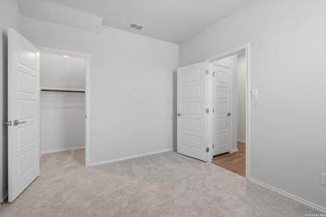 4997 Mala Vida San Antonio TX 78222