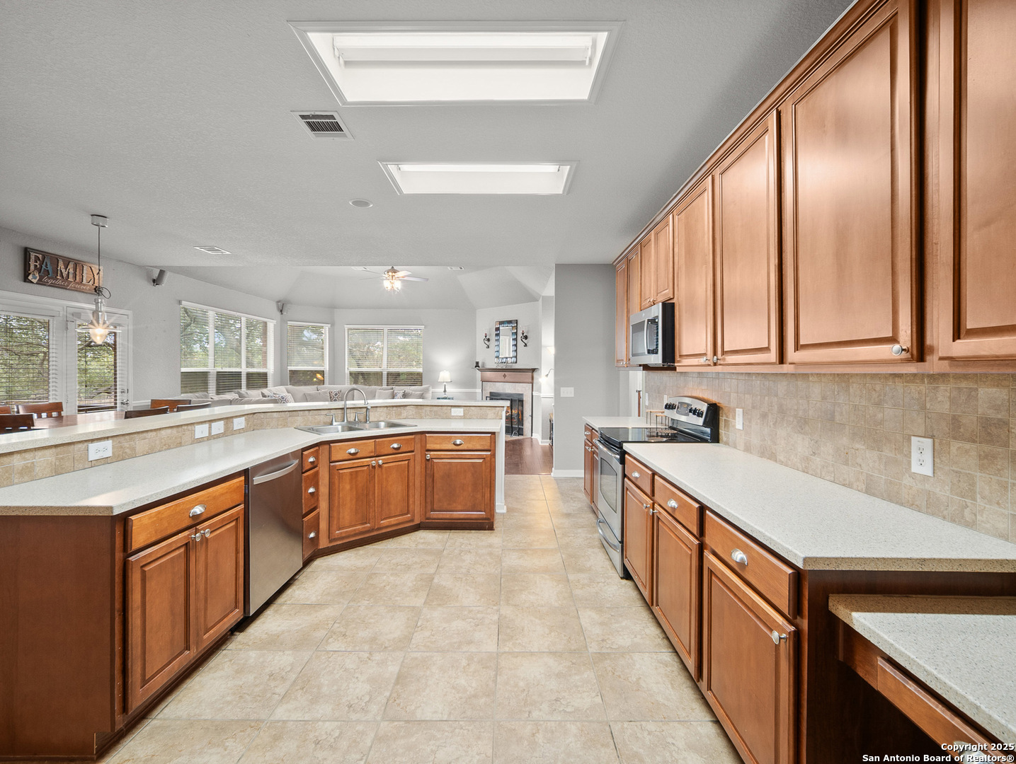1606 Lookout Forest San Antonio TX 78260