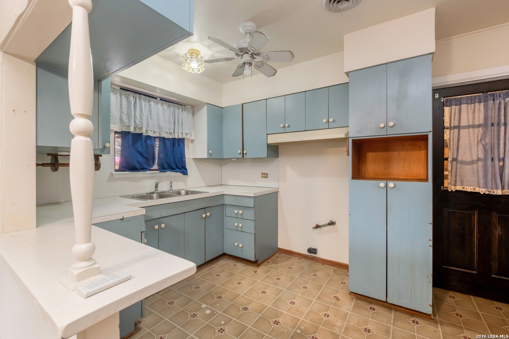 1502 Montview San Antonio TX 78213
