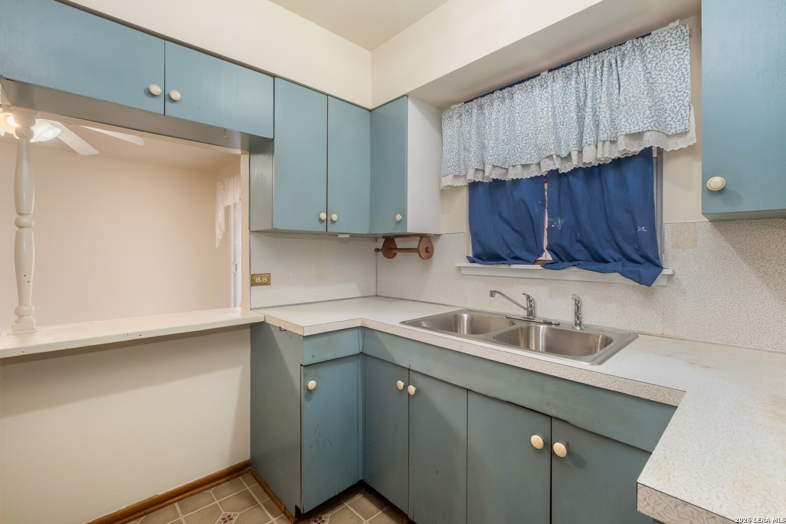 1502 Montview San Antonio TX 78213
