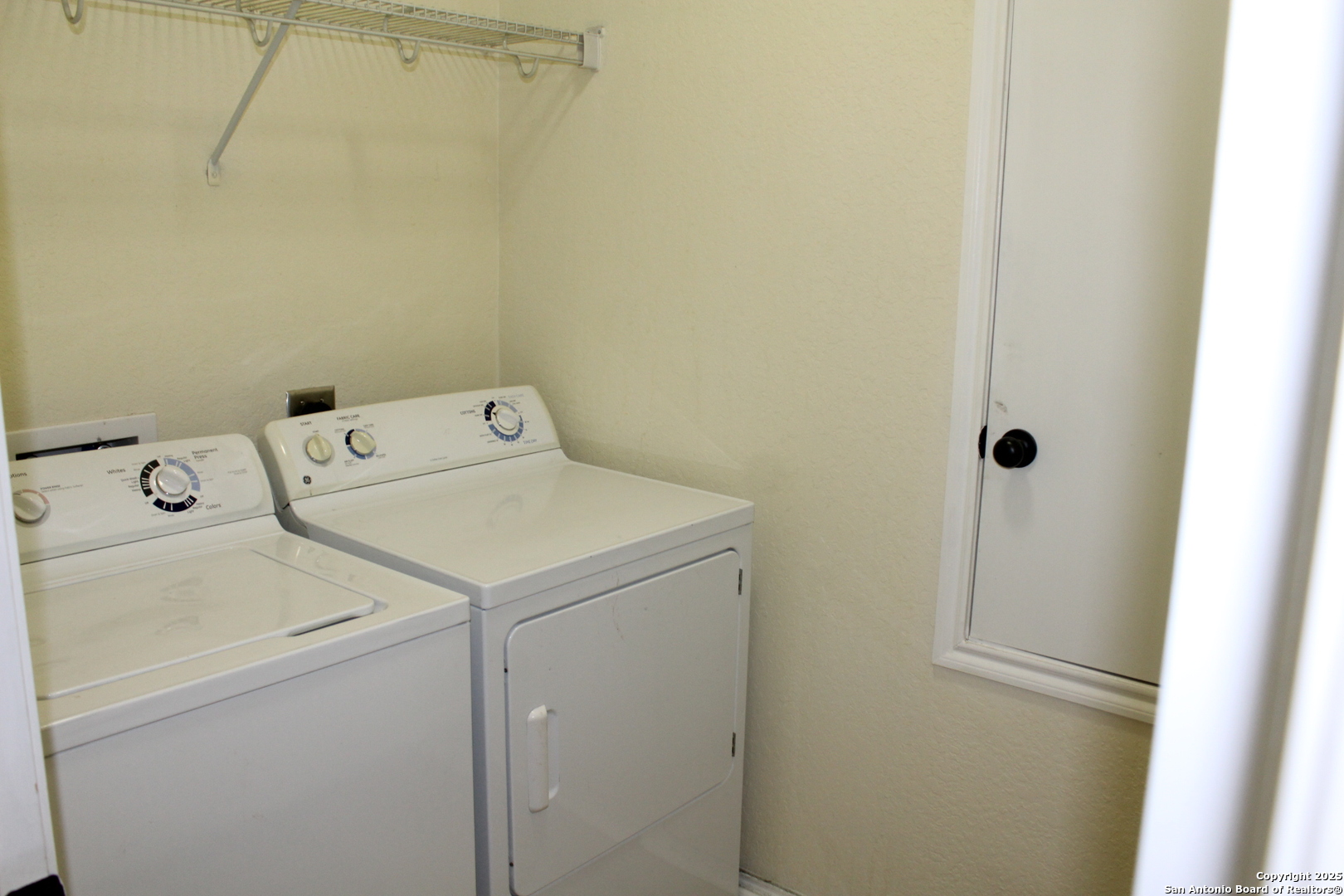 482 Walnut Selma TX 78154