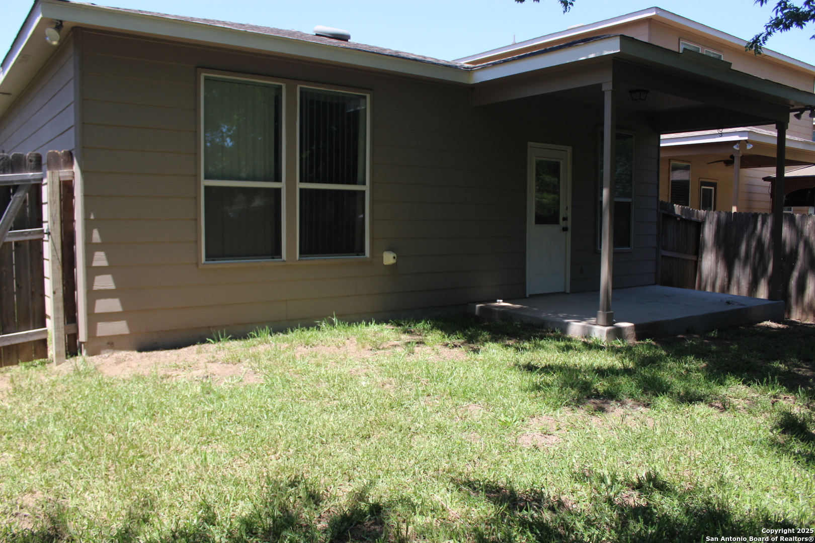 482 Walnut Selma TX 78154