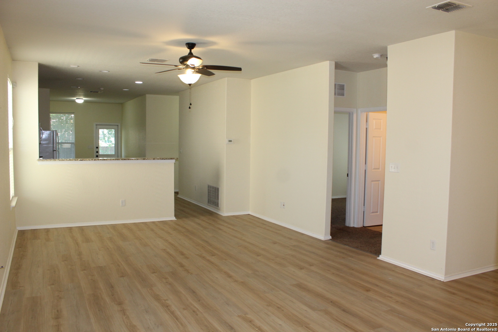 482 Walnut Selma TX 78154