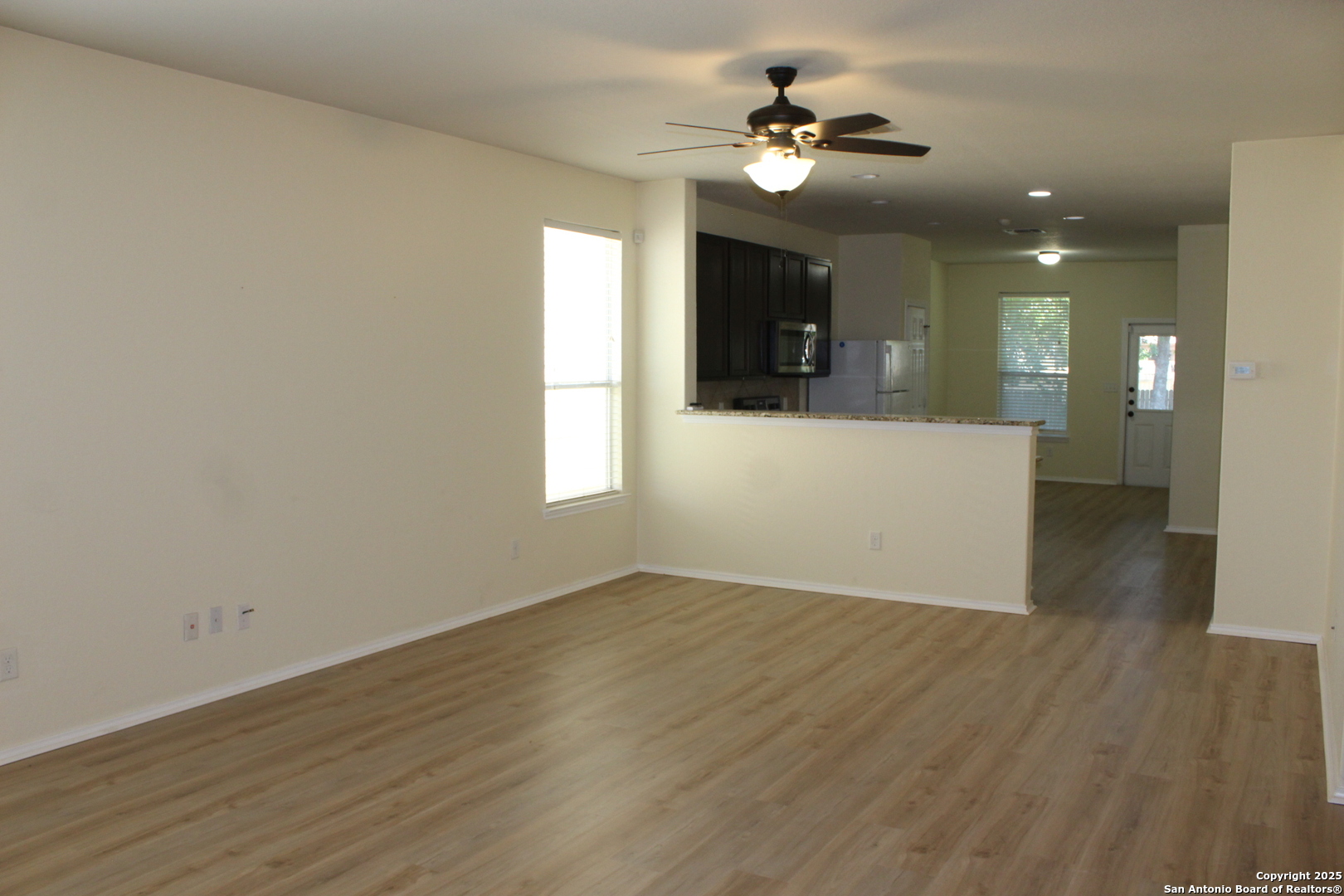 482 Walnut Selma TX 78154