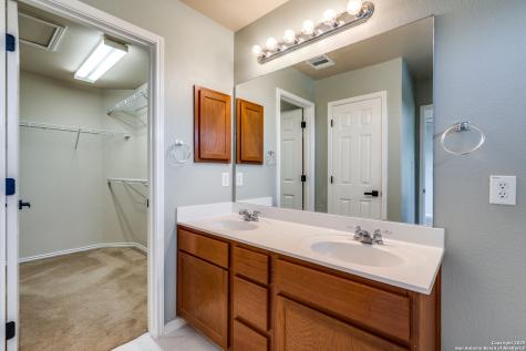 5846 Imperial Topaz San Antonio TX 78222