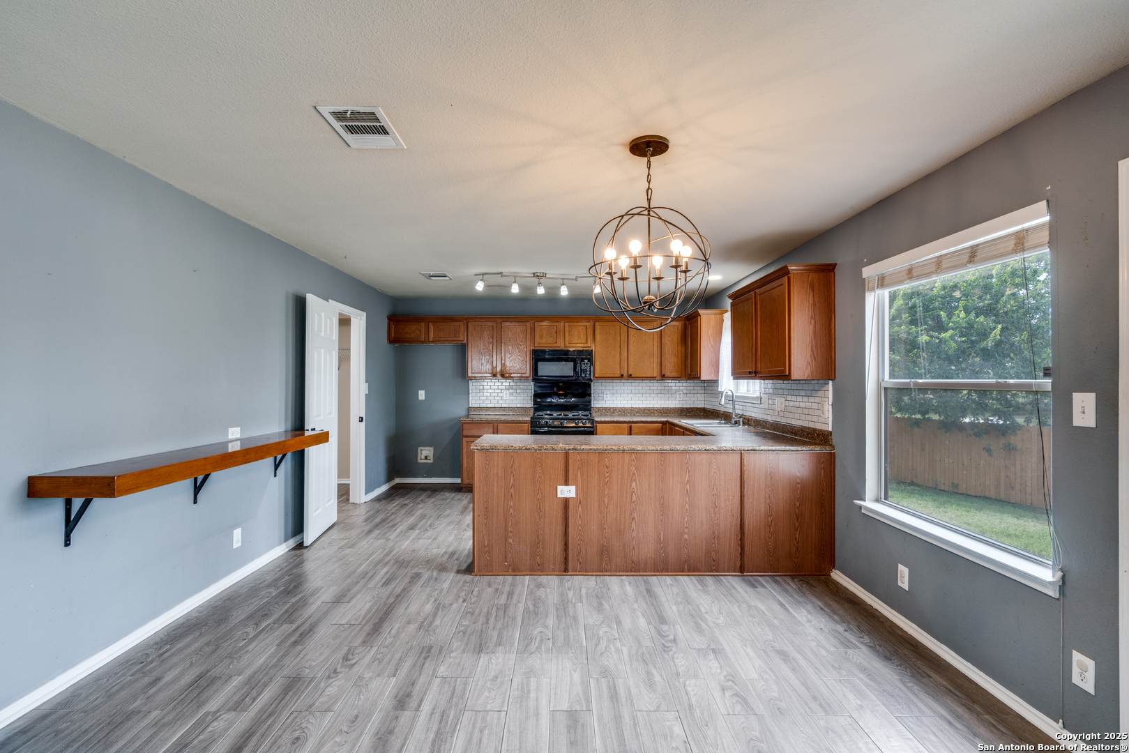 5846 Imperial Topaz San Antonio TX 78222