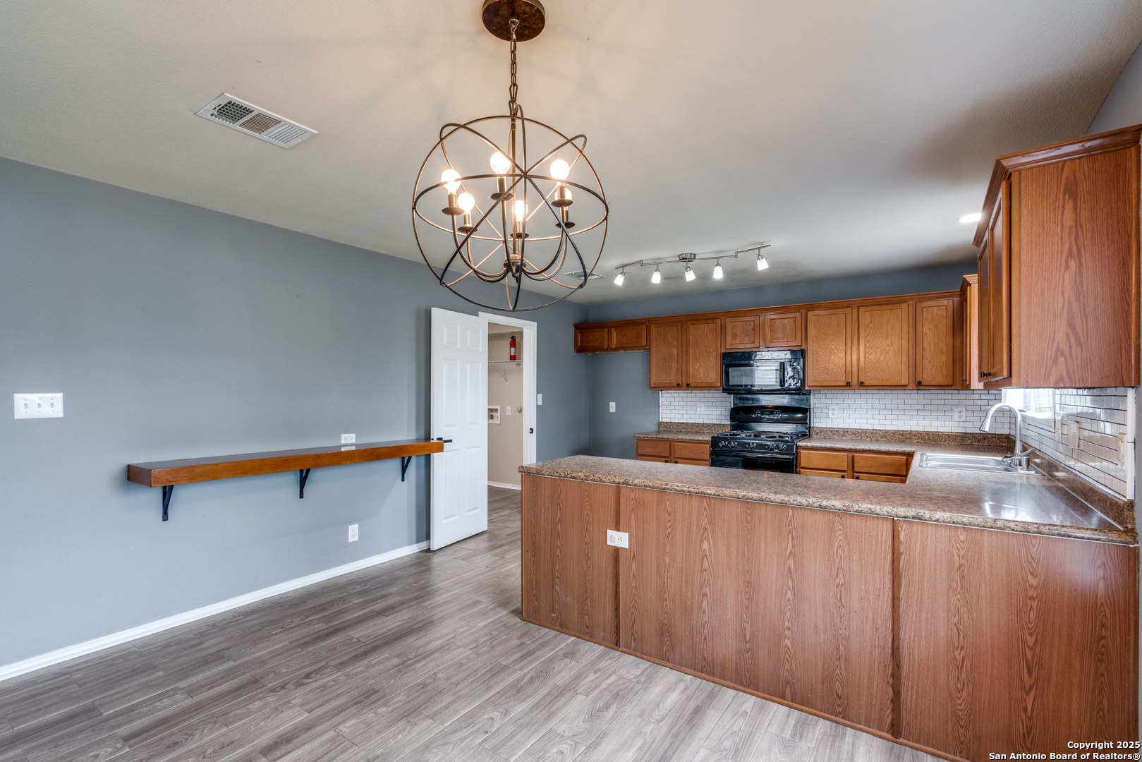 5846 Imperial Topaz San Antonio TX 78222