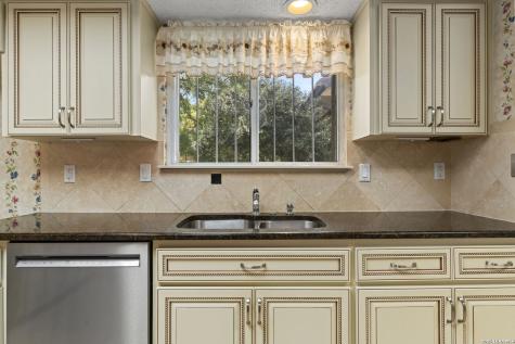 2031 Oak Vista San Antonio TX 78232