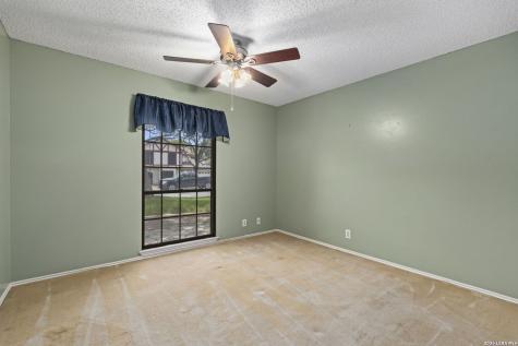 2031 Oak Vista San Antonio TX 78232