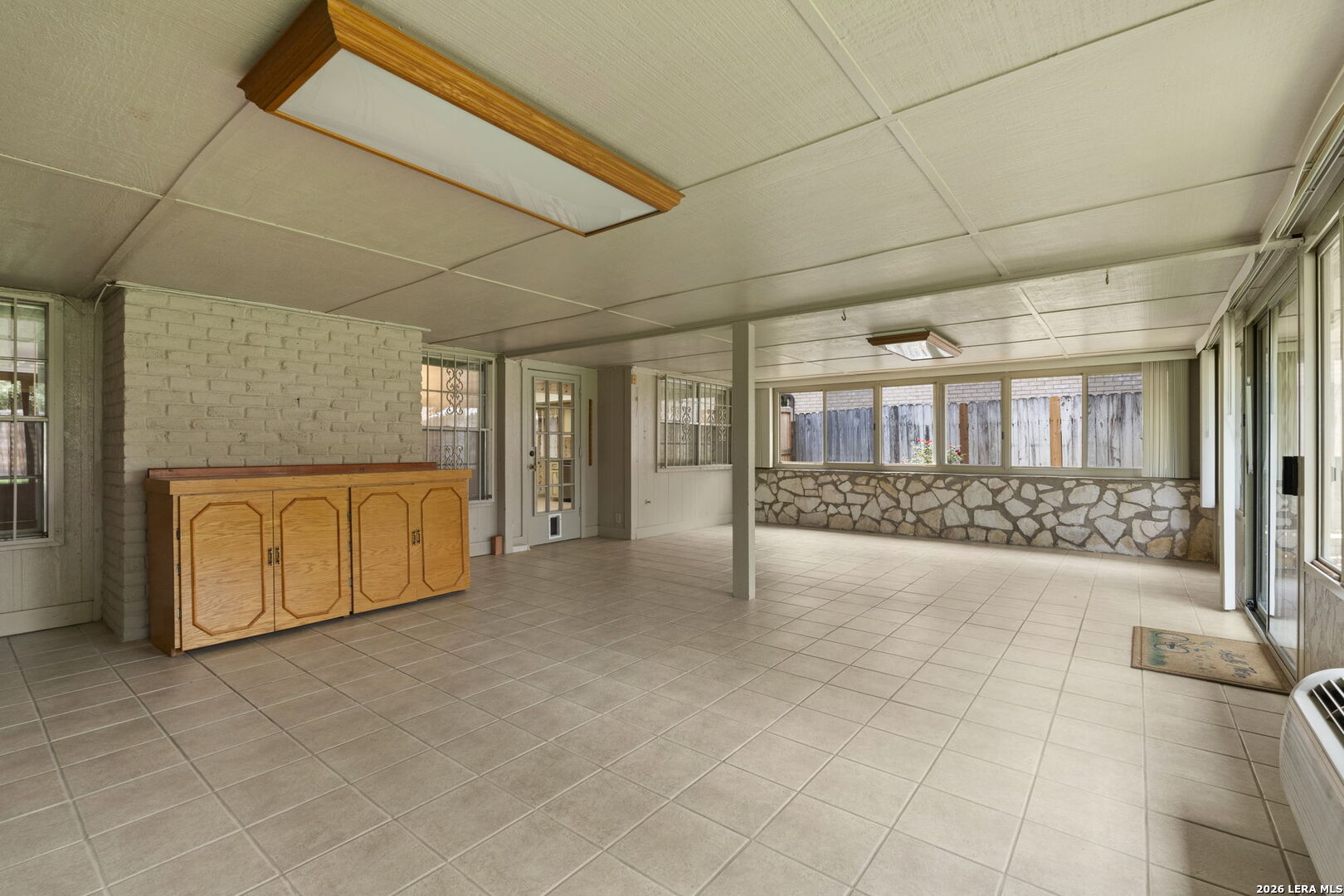 2031 Oak Vista San Antonio TX 78232