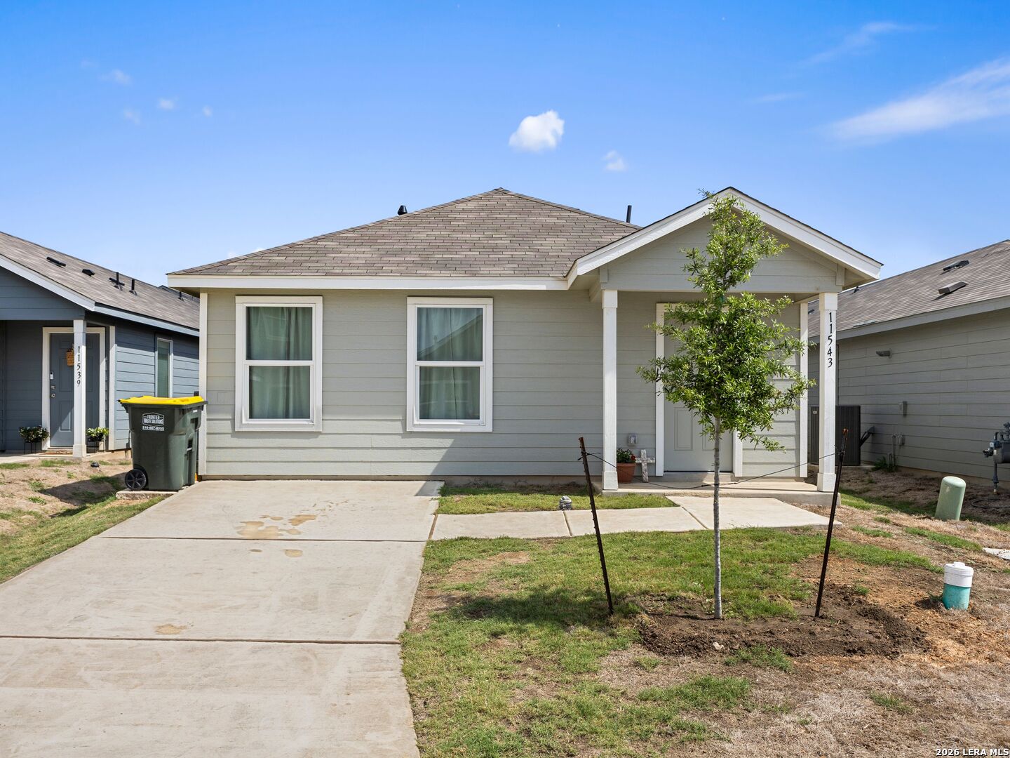 11543 Field Briar Converse TX 78109