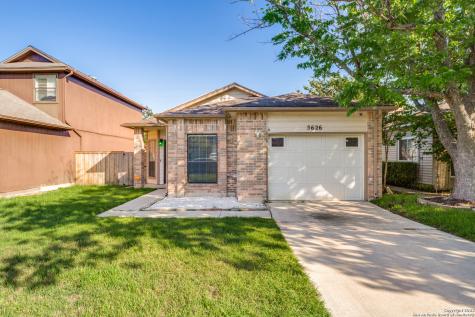 5626 Spring Moon Street San Antonio TX 78247