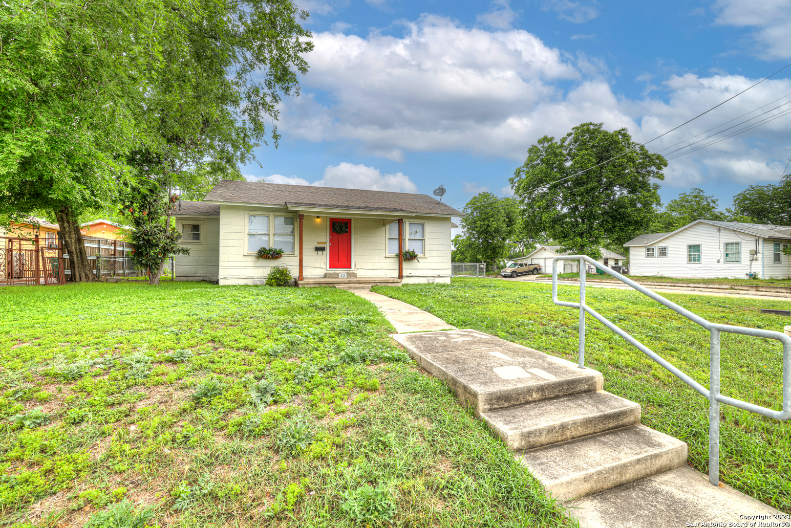 401 W Southcross Boulevard San Antonio TX 78221