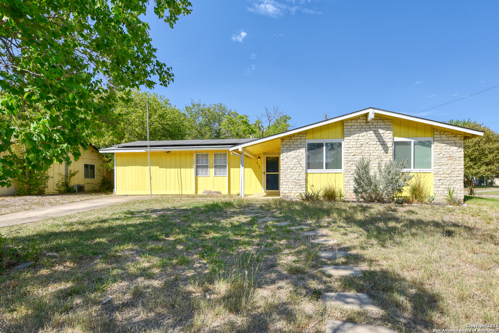 4135 Hunters Glen San Antonio TX 78218