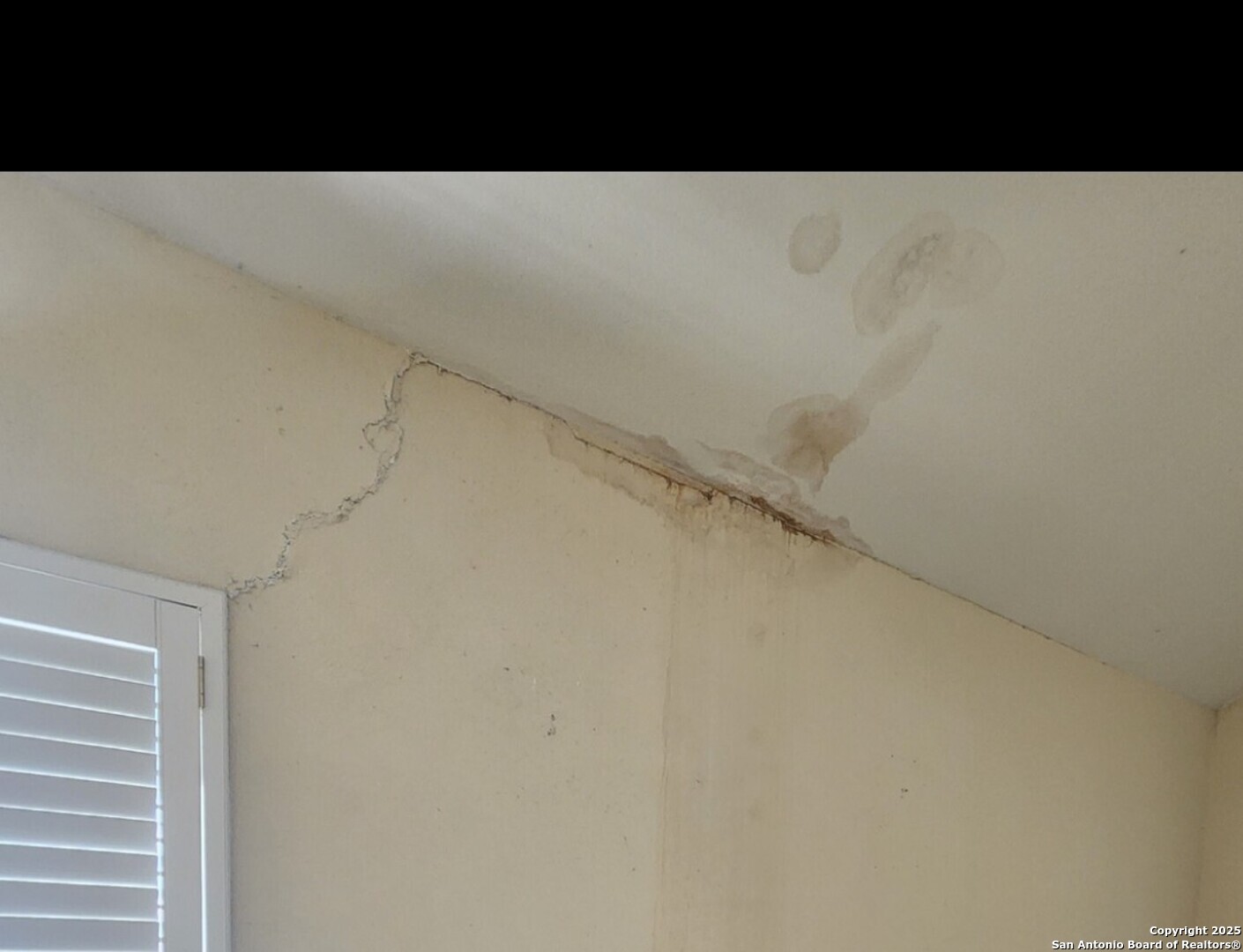 1022 River Glen W San Antonio TX 78216