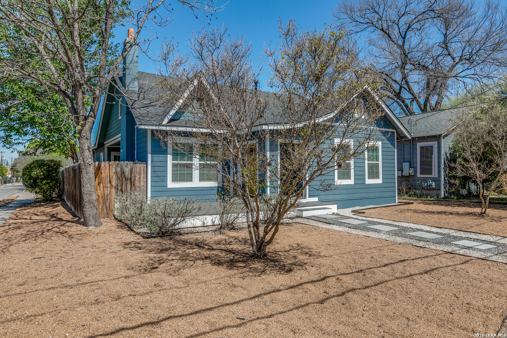 729 W Kings Highway San Antonio TX 78212