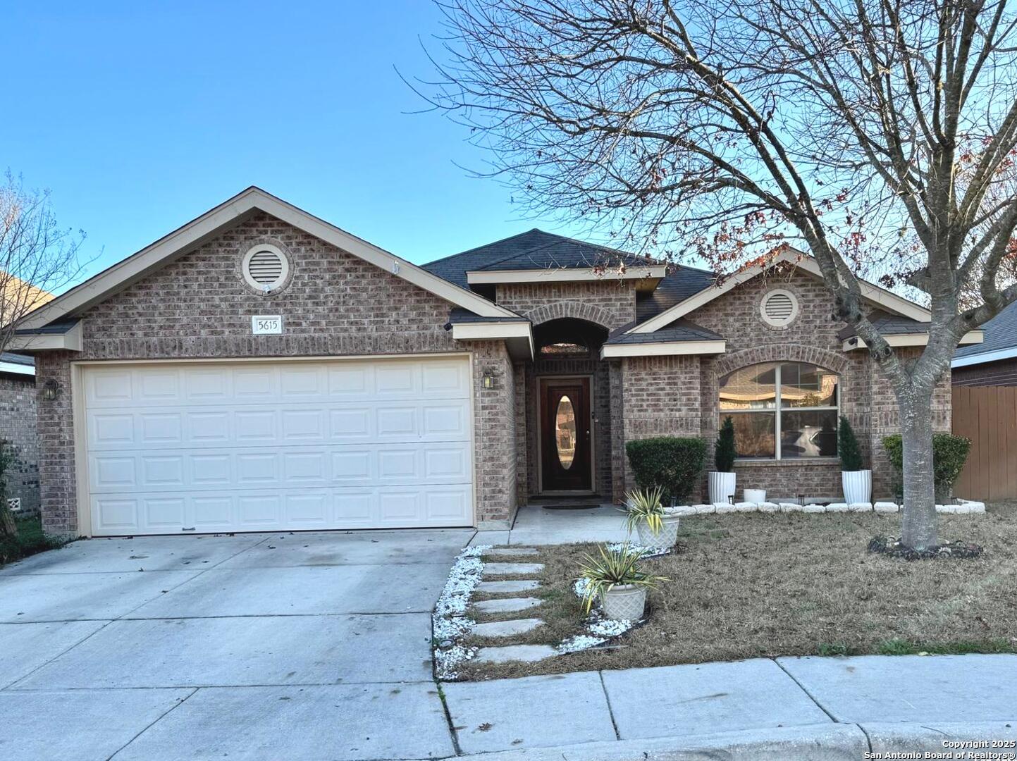 5615 Cross Pond San Antonio TX 78249