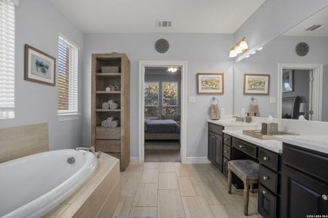 25452 River Ledge San Antonio TX 78255