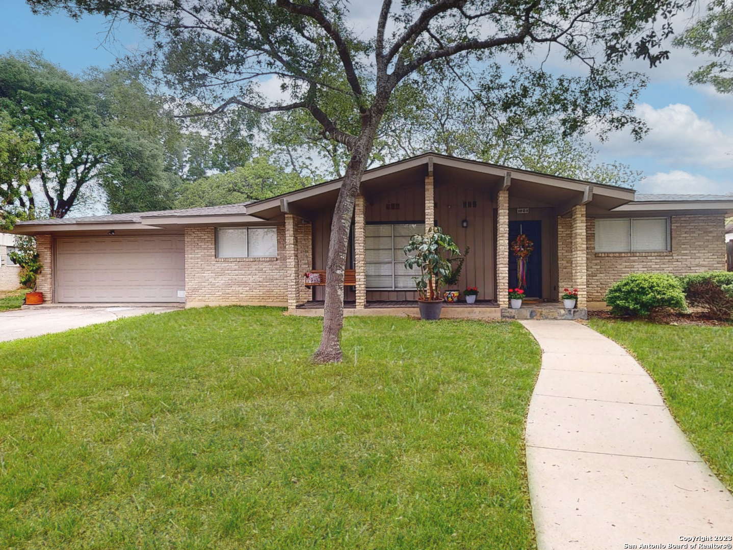 120 Bluet Lane San Antonio TX 78213