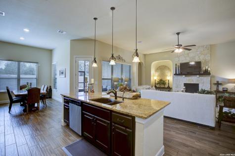 1180 Nutmeg Trail New Braunfels TX 78132