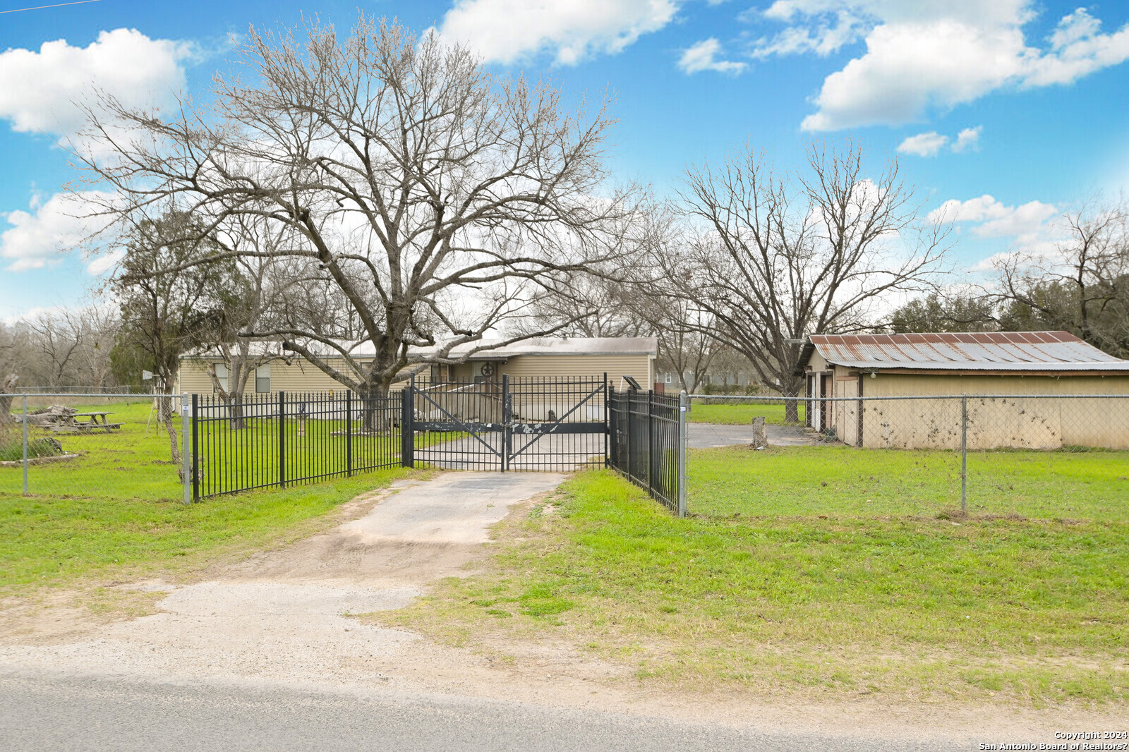 9286 Cagnon Road San Antonio TX 78252