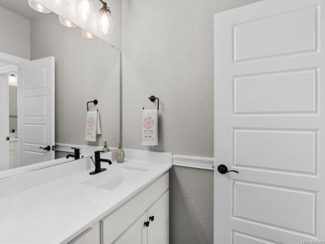10281 Headwind Boerne TX 78006