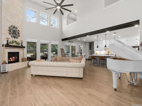 10281 Headwind Boerne TX 78006
