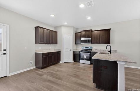 15022 Harbor Landing Von Ormy TX 78073