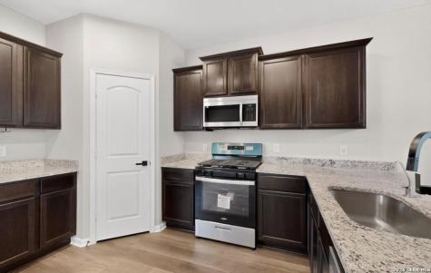 15022 Harbor Landing Von Ormy TX 78073