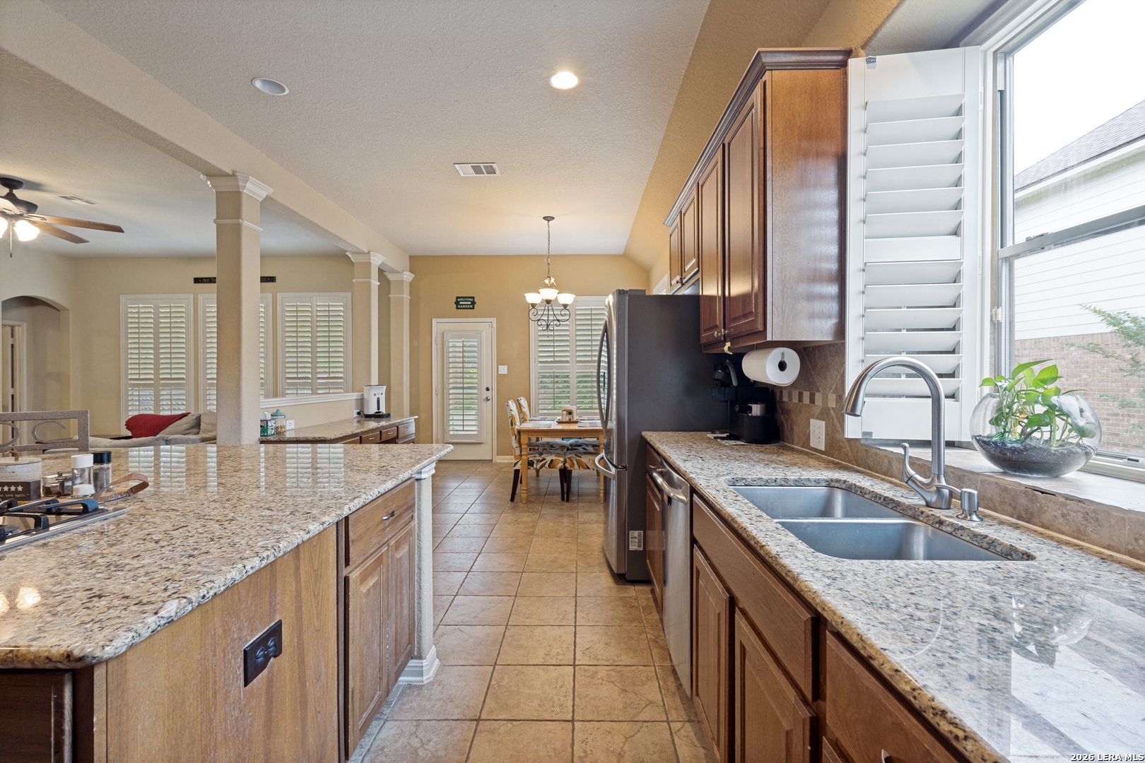 25010 Kiowa Creek San Antonio TX 78255