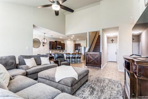 817 Pipe Gate Cibolo TX 78108