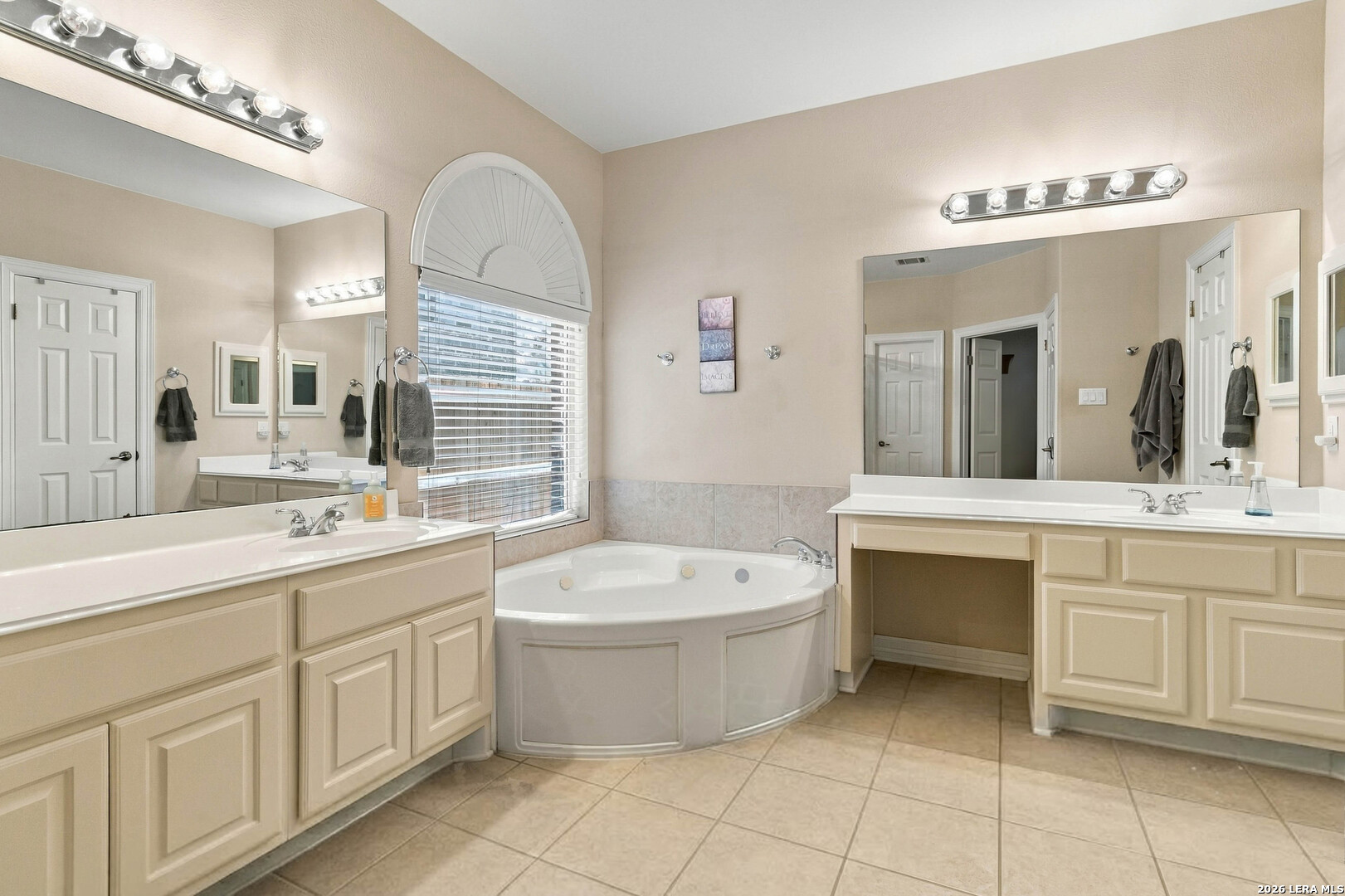 2923 Dason Ledge San Antonio TX 78258
