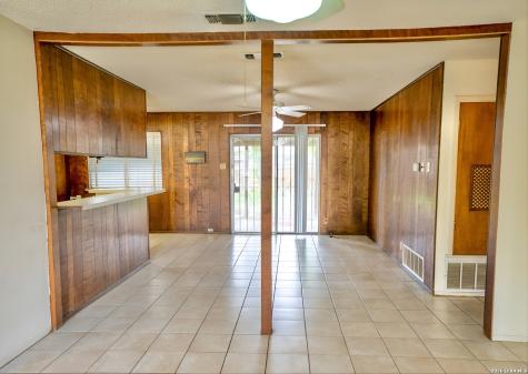 4223 Bayliss San Antonio TX 78233